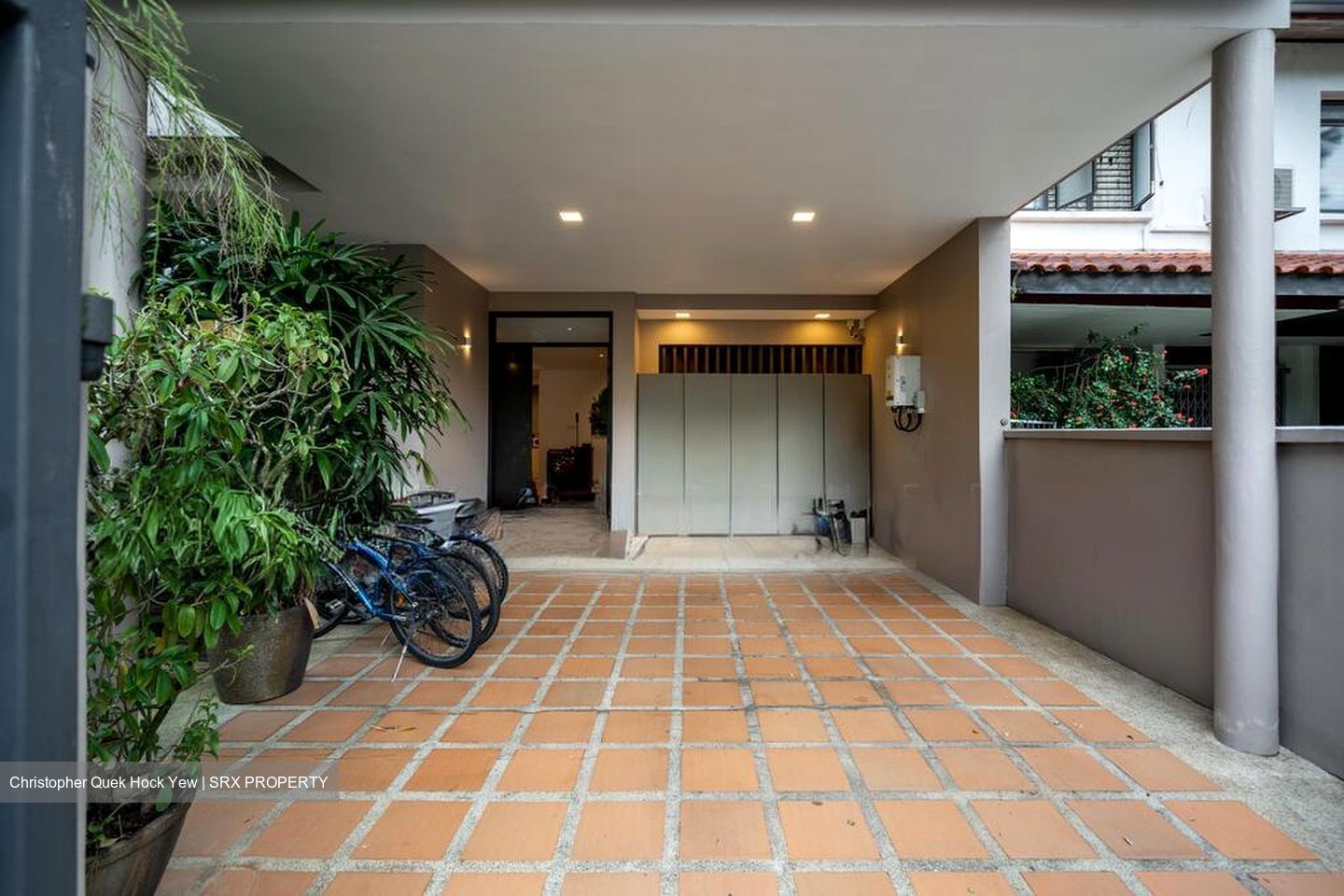 Hillcrest Park (D11), Terrace #577417571